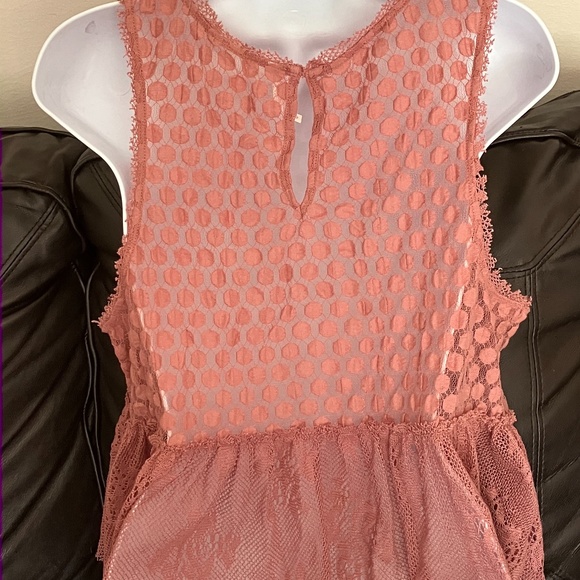 FREE PEOPLE - Dotted Lace Peplum Tank Top - (Coral) - Picture 6 of 6